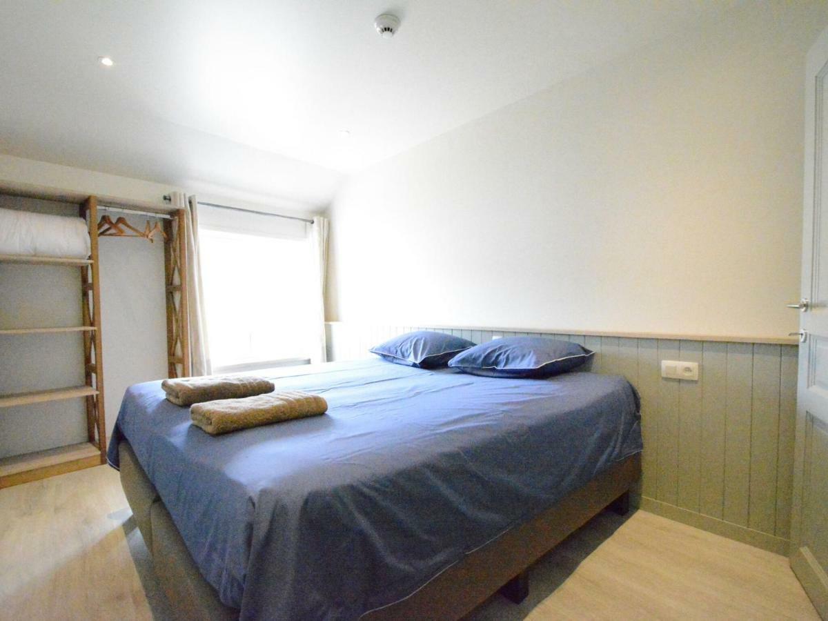 Vila Large Townhouse With Pool Table Bouillon Exteriér fotografie